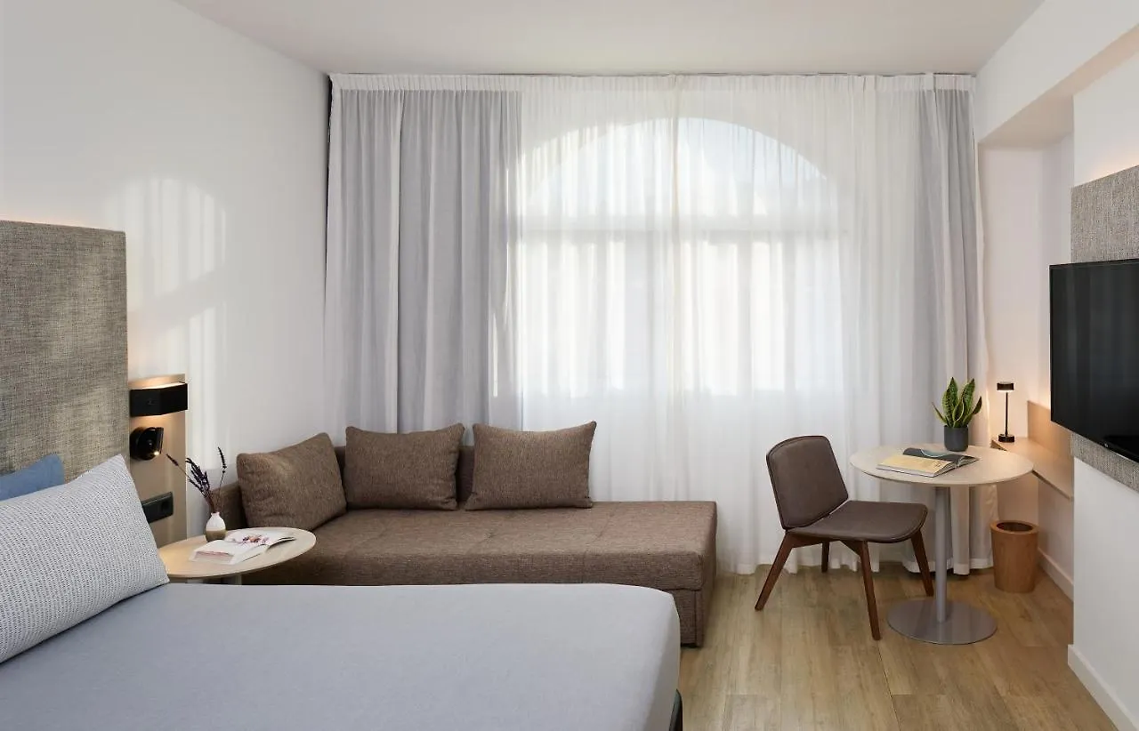 **** מלון Innside By Melia Barcelona Apolo ספרד