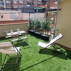 Atico Sagrada Familia Apartamento