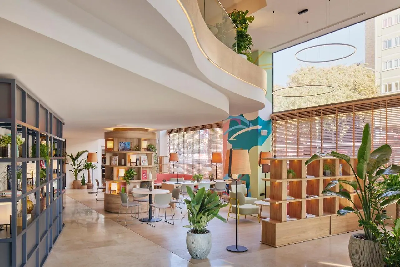 Innside By Melia Barcelona Apolo Hotel